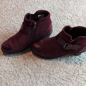 Women's Burgundy Heeled Boots